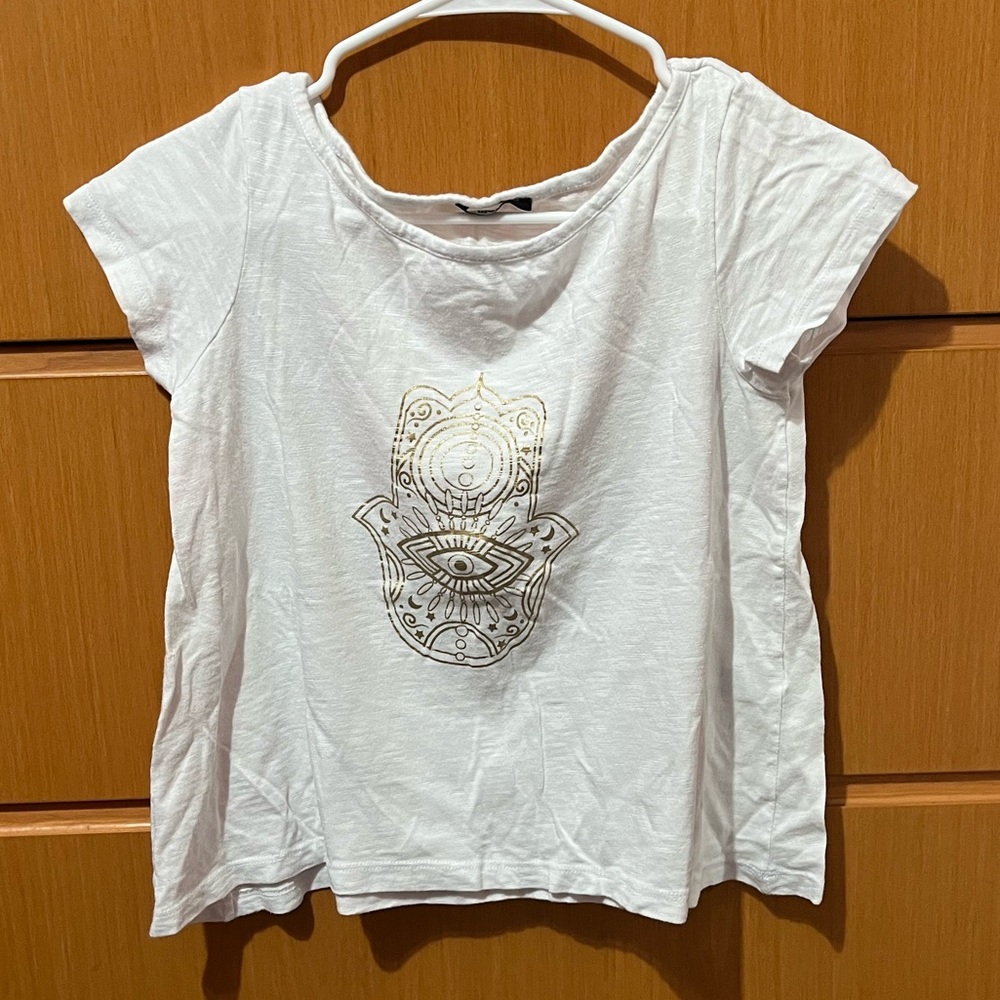 Short sleeve white top! Clearance limited time!!